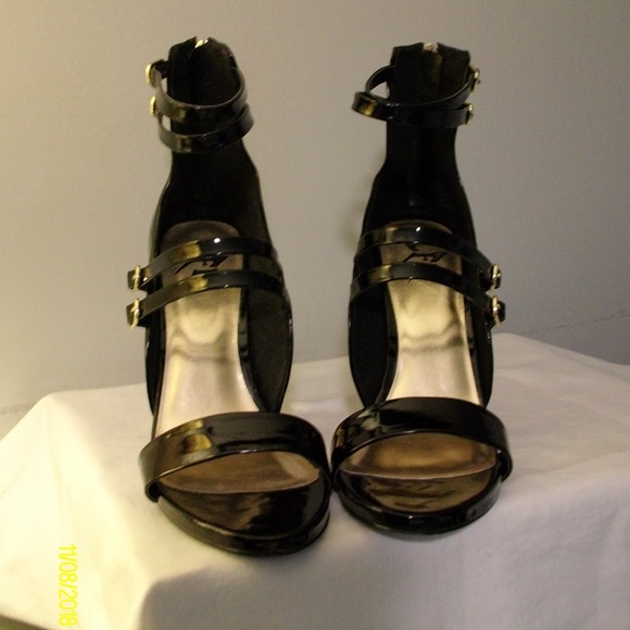 LEL ....Long Elegant Legs - Picture 6 of 6